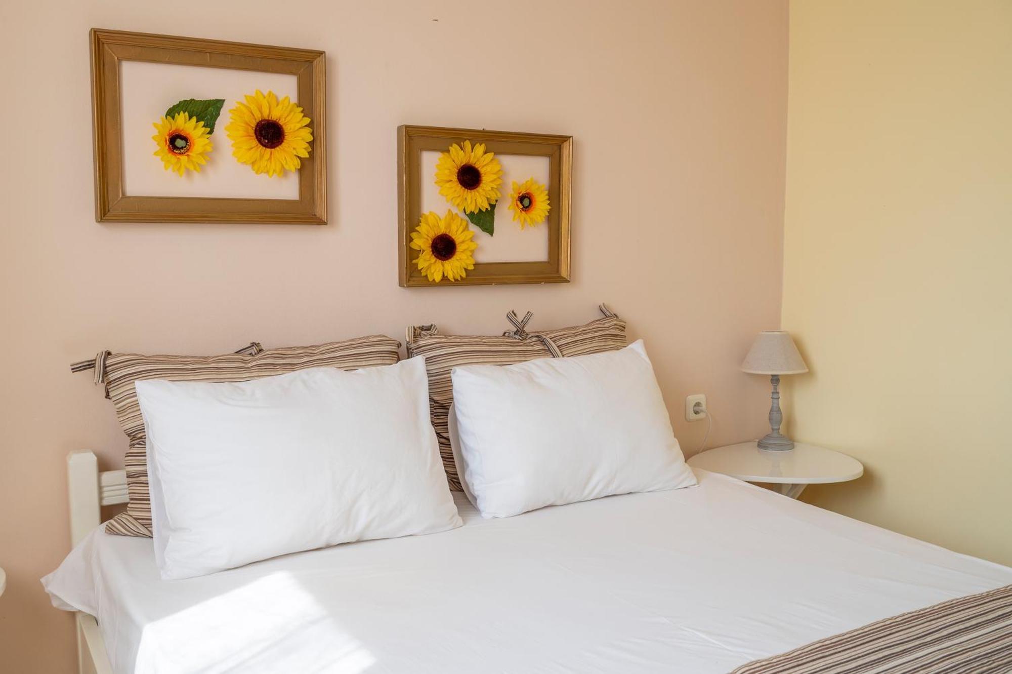 Stamatia Suites Ασπροβάλτα Εξωτερικό φωτογραφία